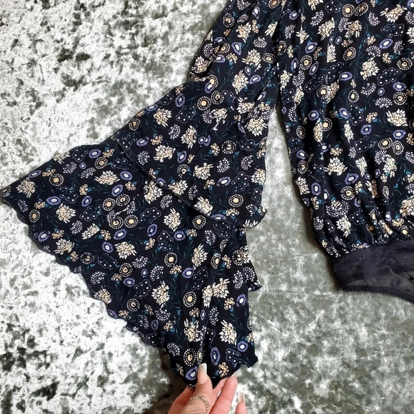 Free People She's Dainty Bell-Sleeve Bodysuit - Picture 6 of 9